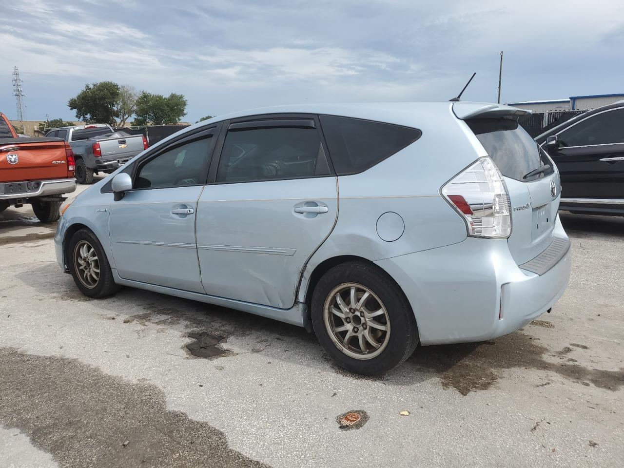 2012 TOYOTA PRIUS V