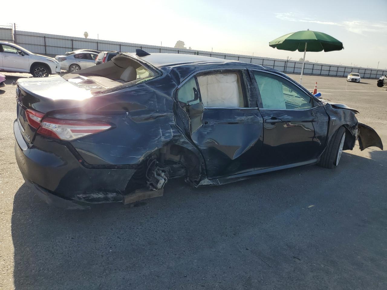 2018 TOYOTA CAMRY