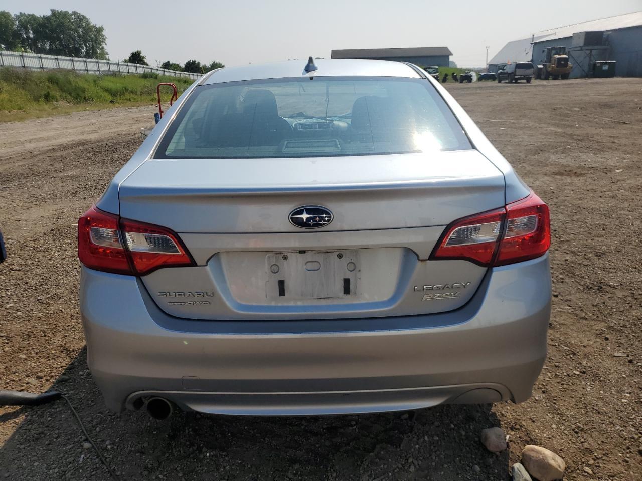 2017 SUBARU Legacy