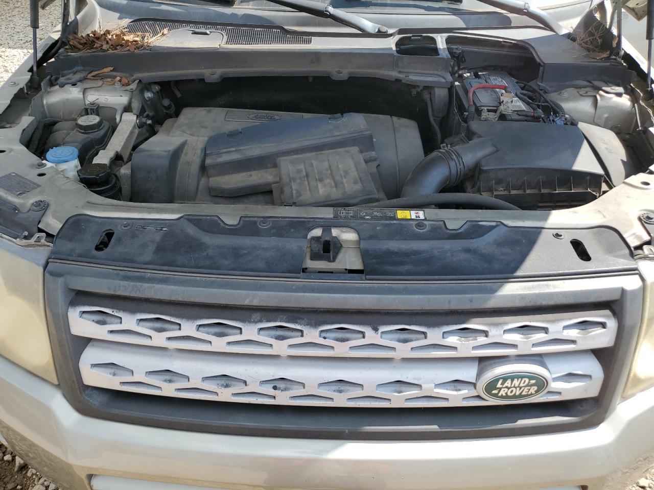 2011 LAND ROVER LR2