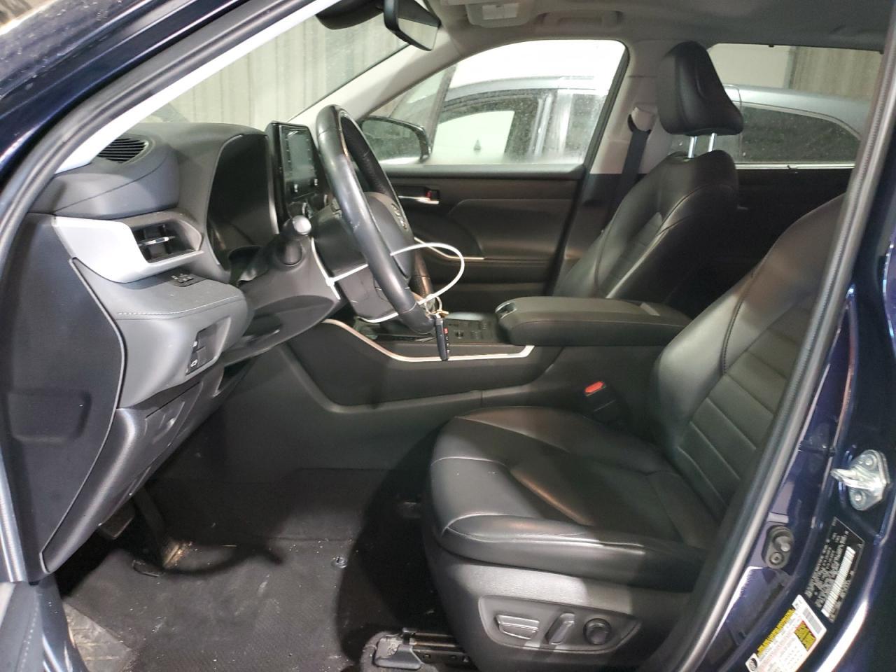 2022 TOYOTA HIGHLANDER
