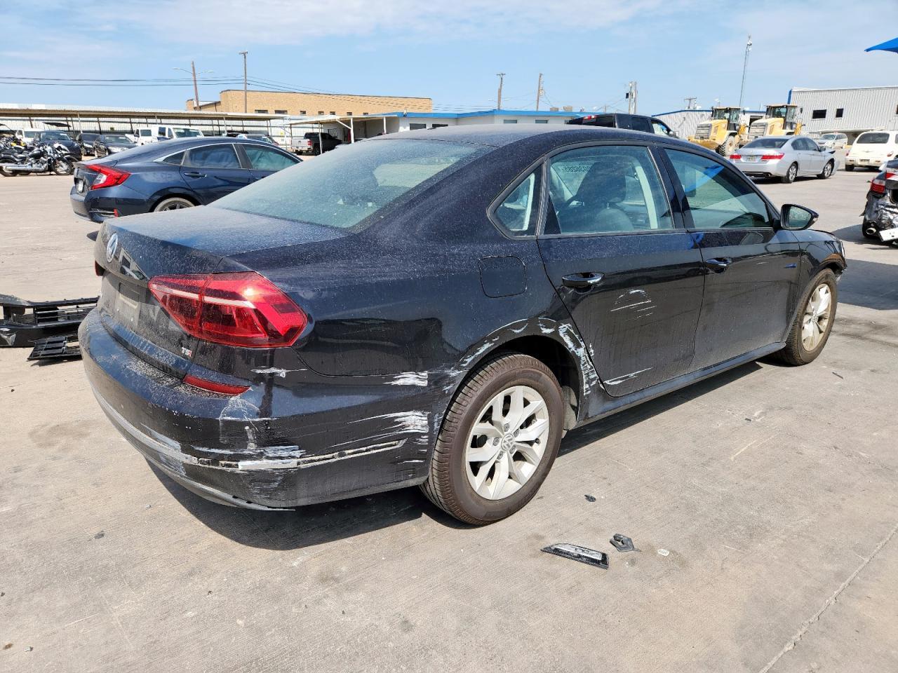 2018 VOLKSWAGEN Passat