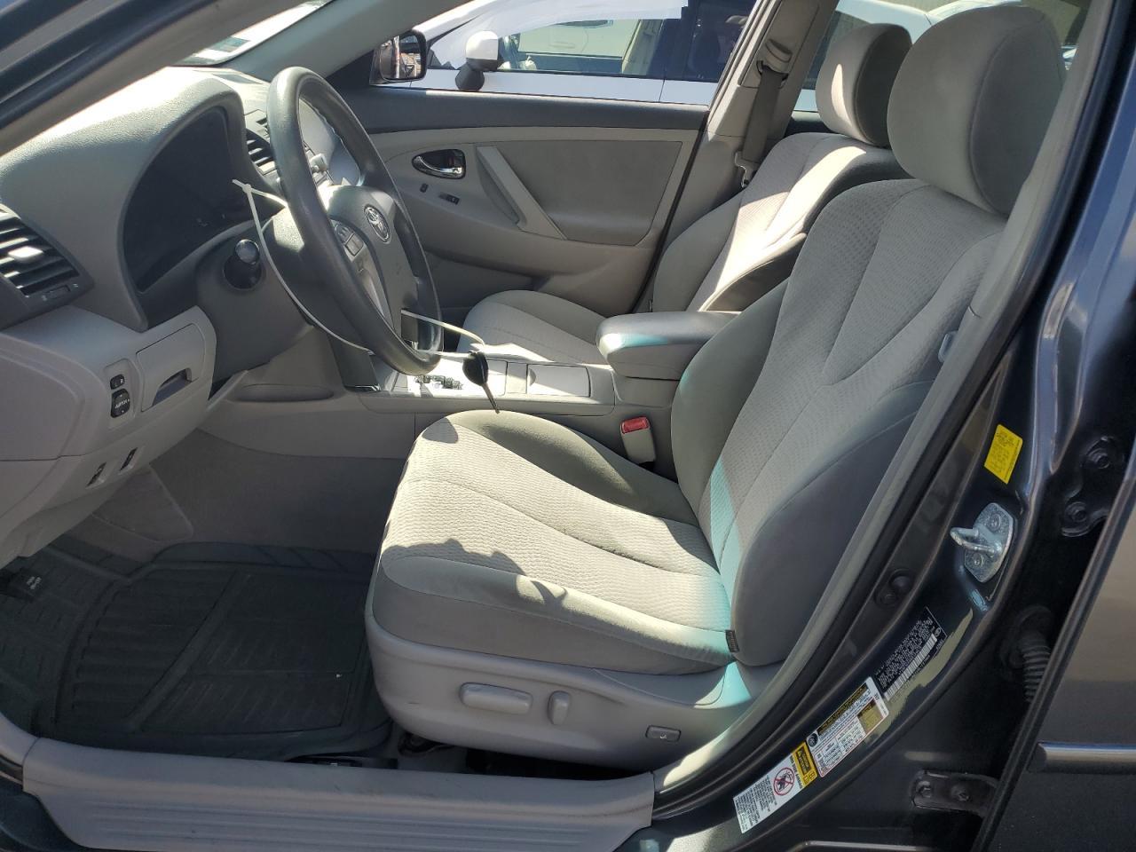 2011 TOYOTA CAMRY