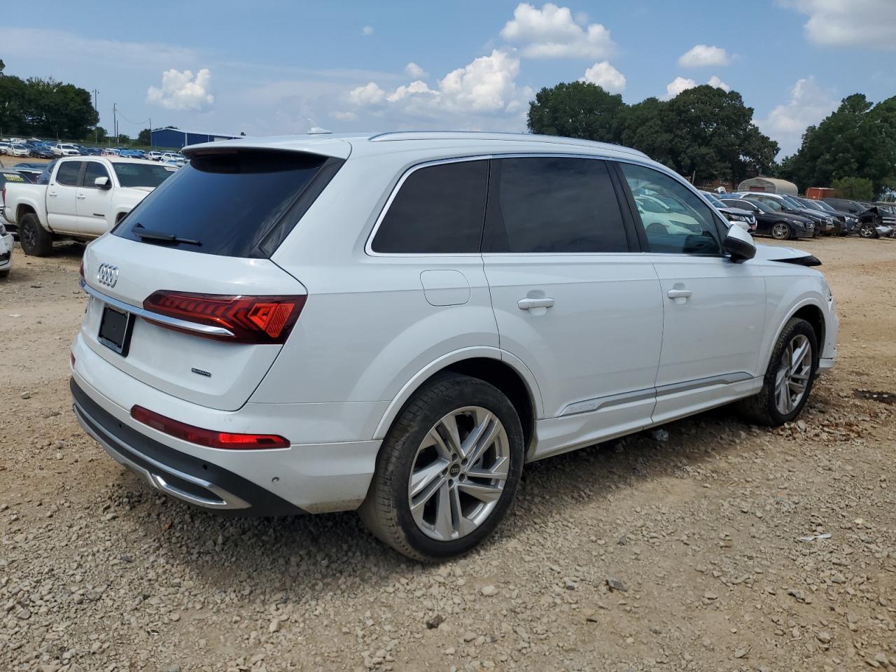 2023 AUDI Q7