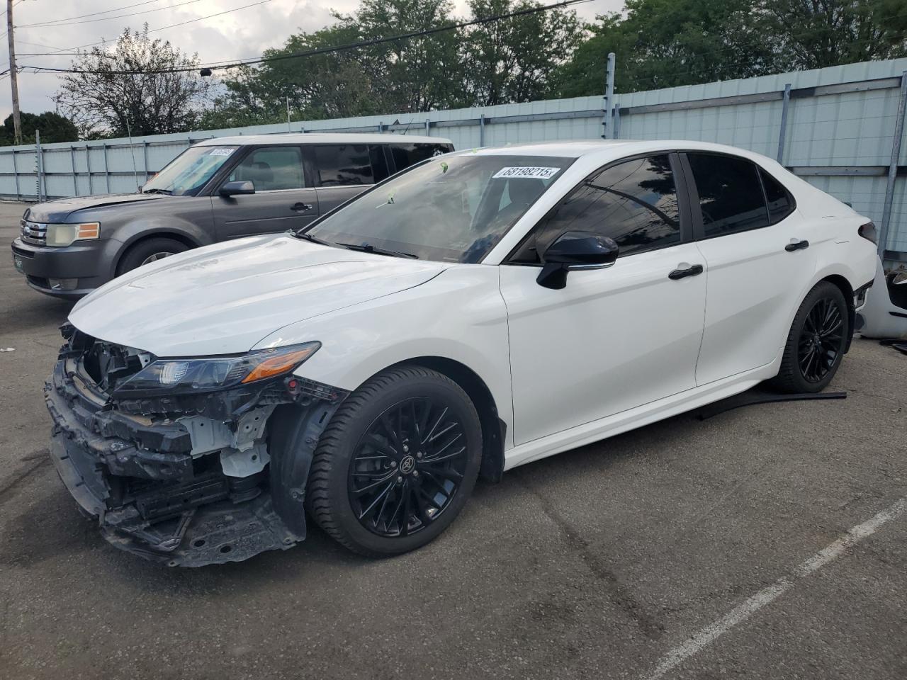 2022 TOYOTA CAMRY