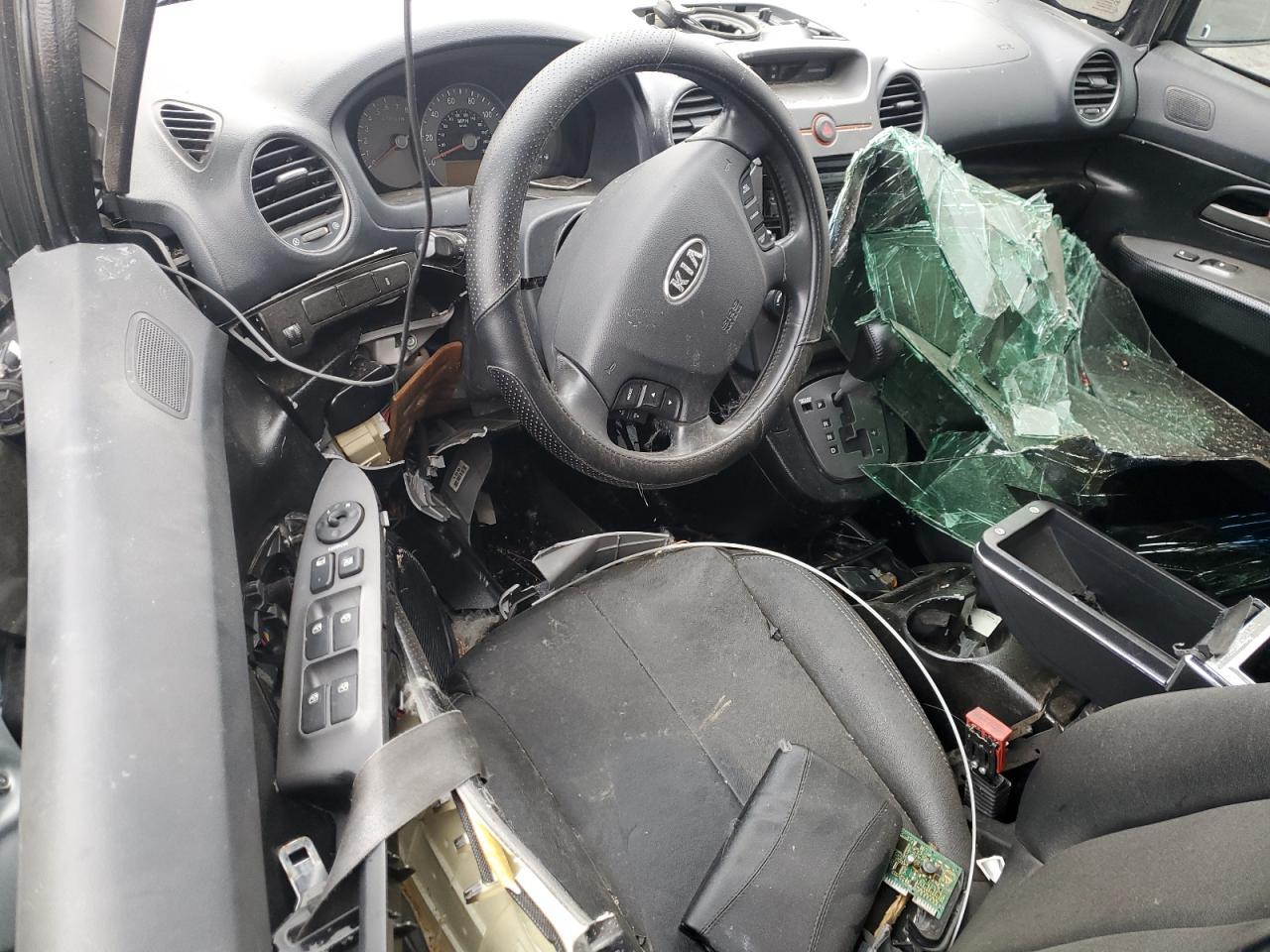 2007 KIA RONDO