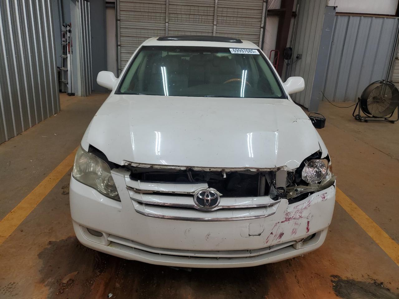 2007 TOYOTA Avalon