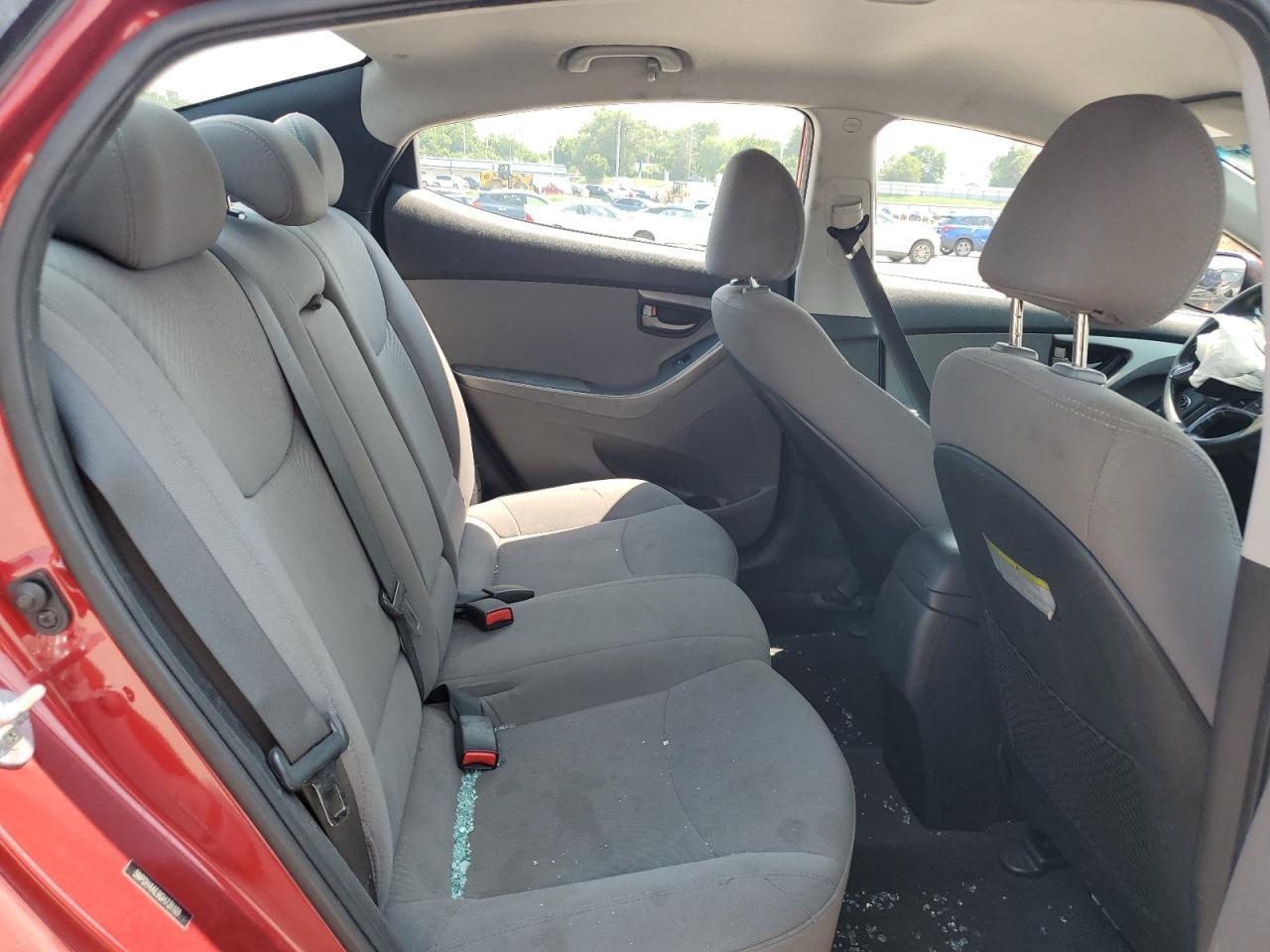 2016 HYUNDAI ELANTRA