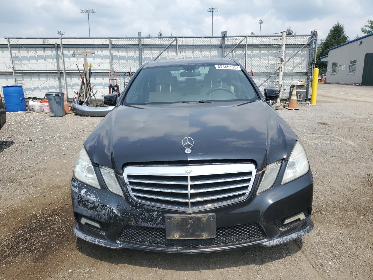 2011 MERCEDES-BENZ E-Class