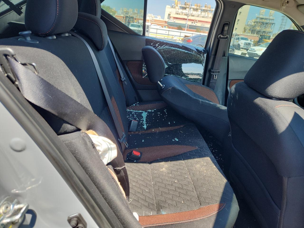 2024 NISSAN KICKS