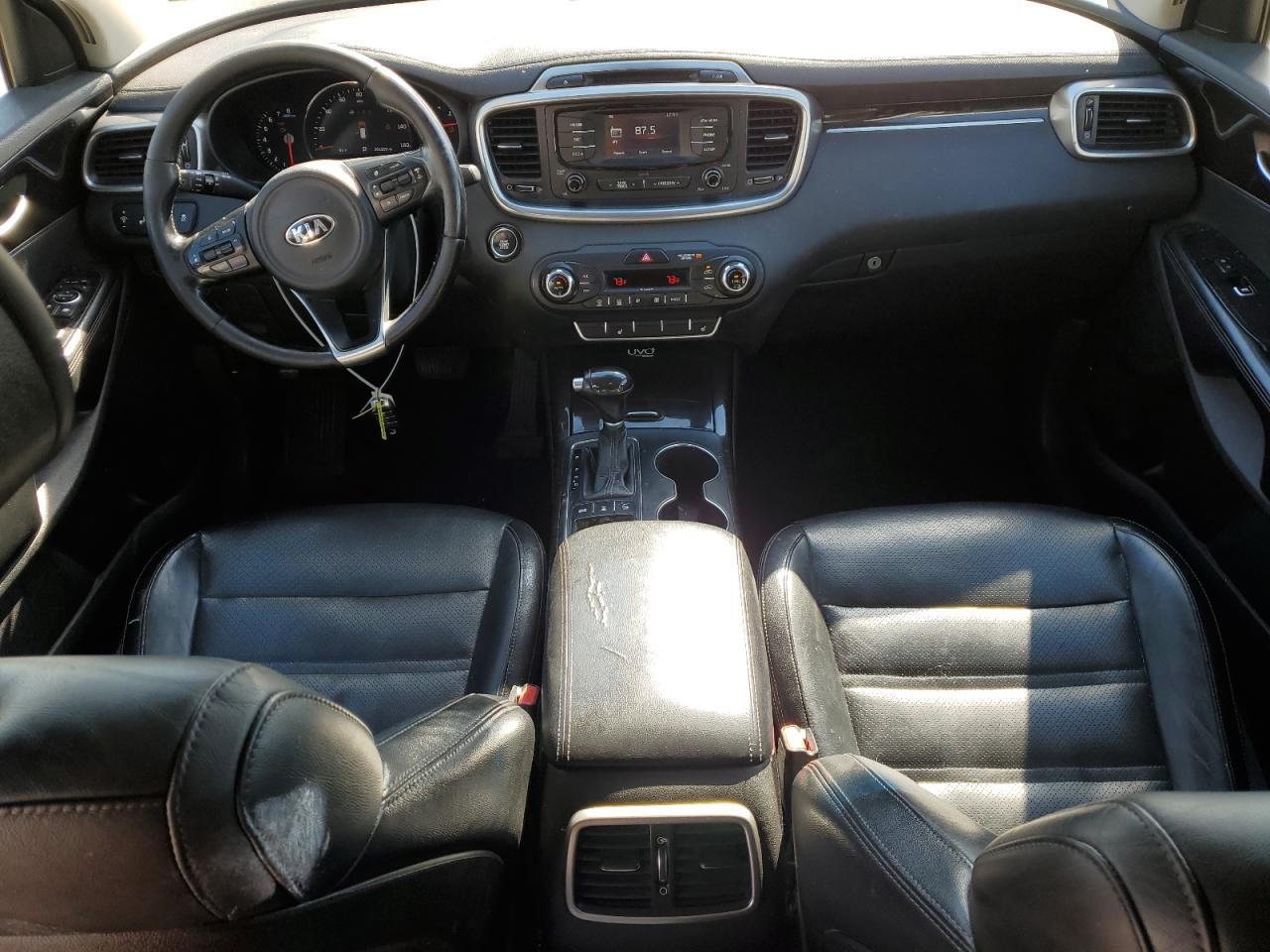 2016 KIA SORENTO