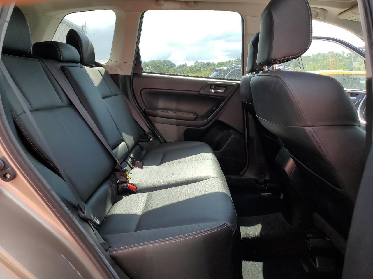 2015 SUBARU FORESTER