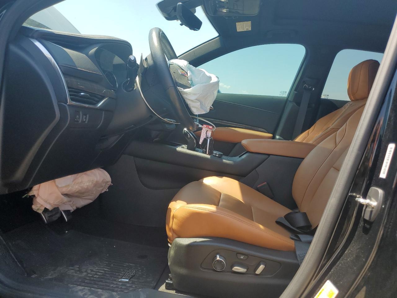 2023 CADILLAC XT4