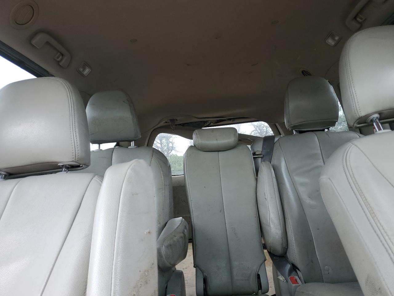 2015 TOYOTA SIENNA