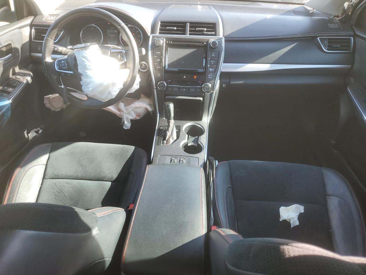 2015 TOYOTA CAMRY