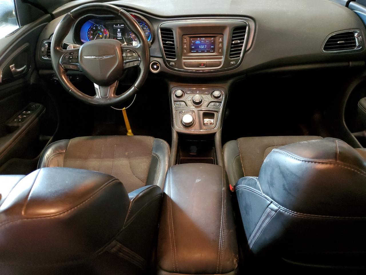 2015 CHRYSLER 200