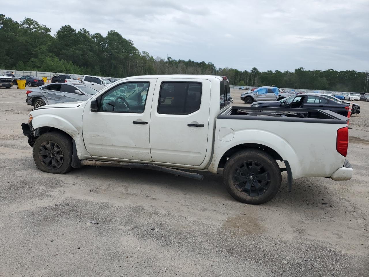 2020 NISSAN Frontier