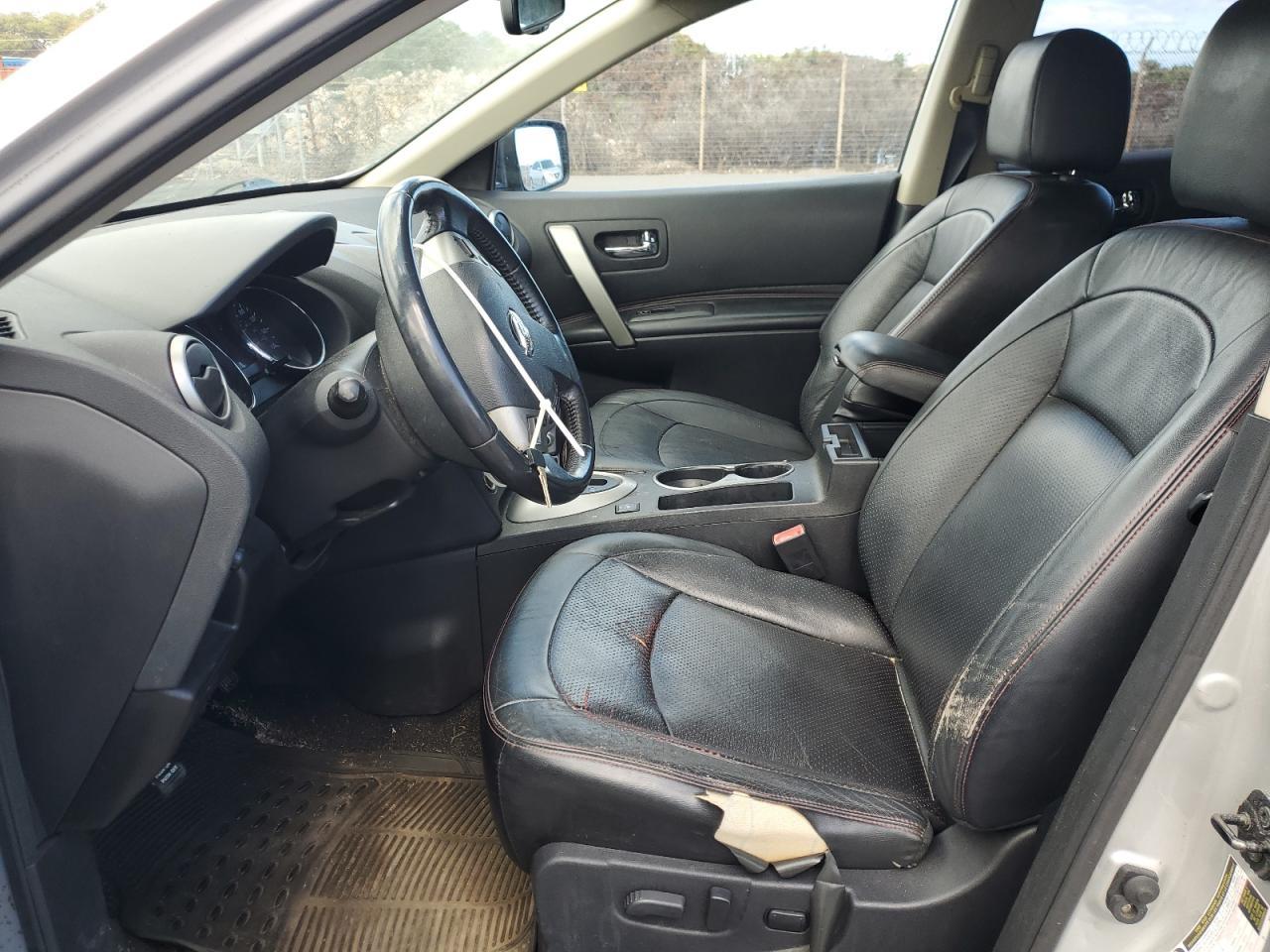 2011 NISSAN ROGUE