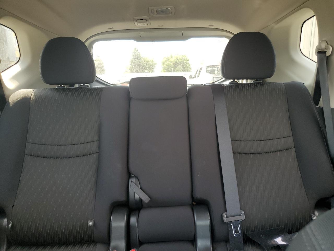 2017 NISSAN ROGUE