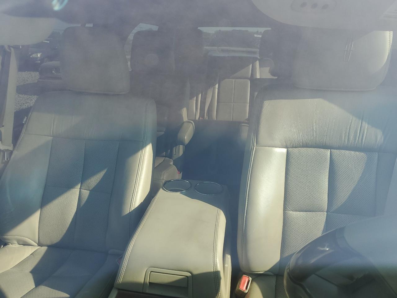 2014 LINCOLN Navigator