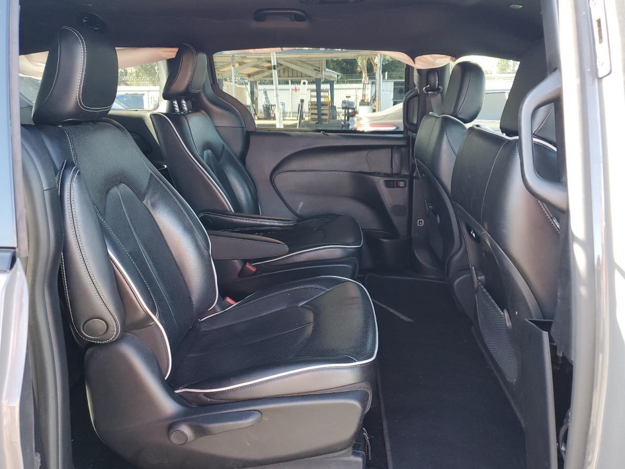 2021 CHRYSLER Pacifica