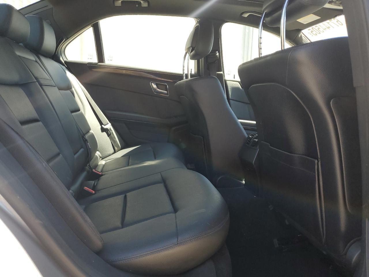2011 MERCEDES-BENZ E-Class