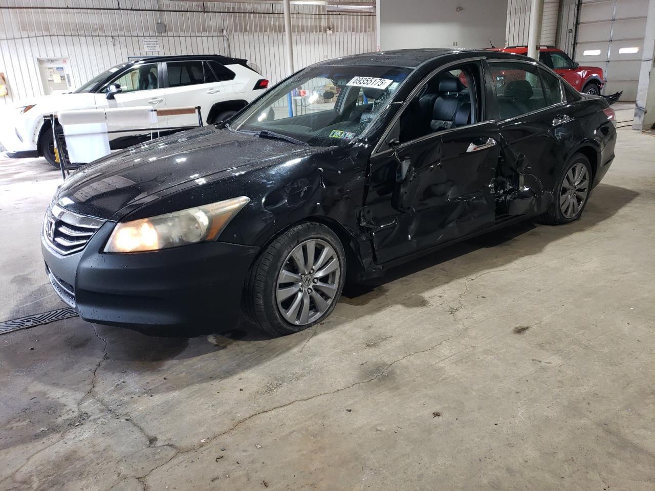 2011 HONDA ACCORD