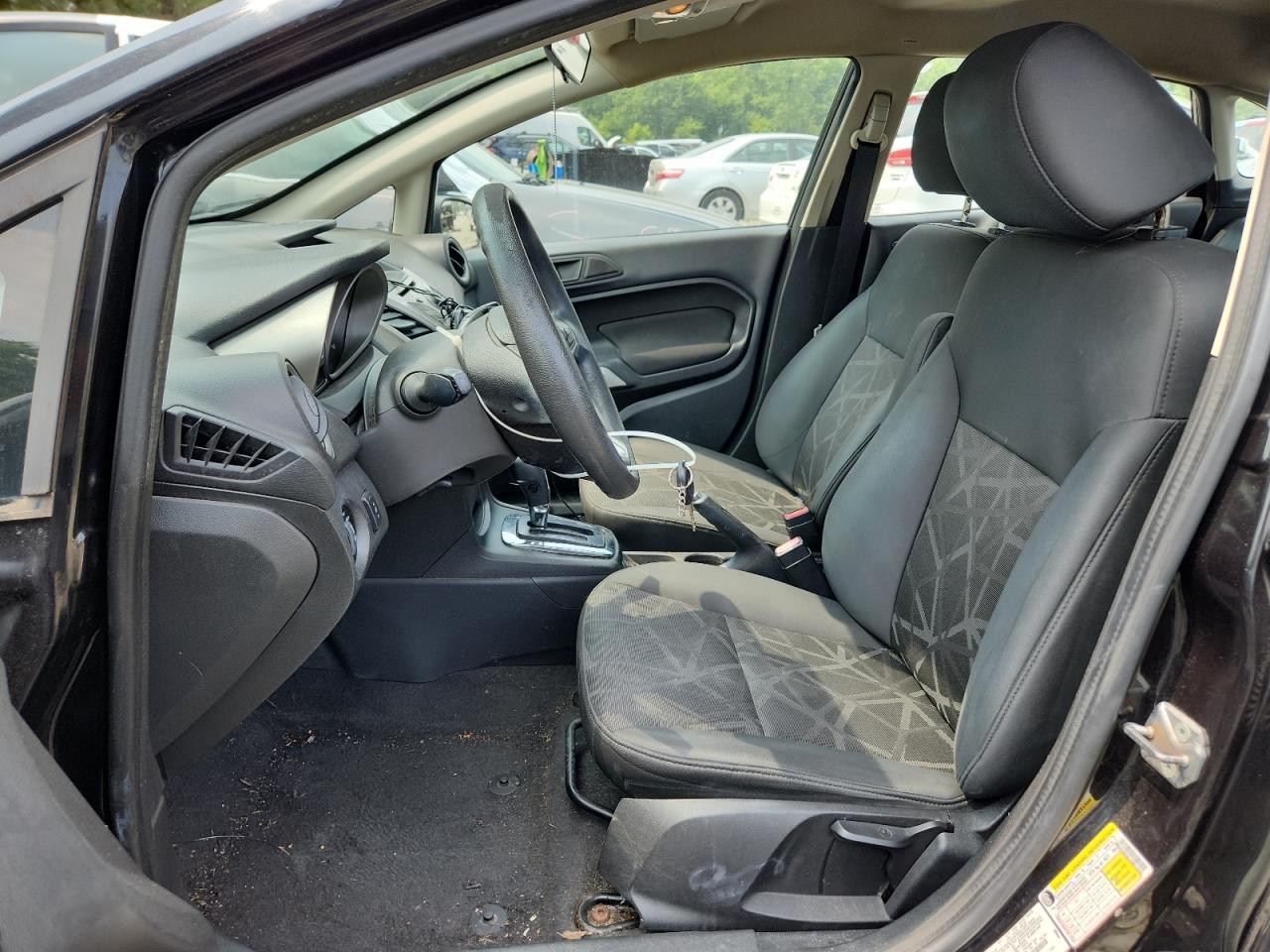 2013 FORD Fiesta