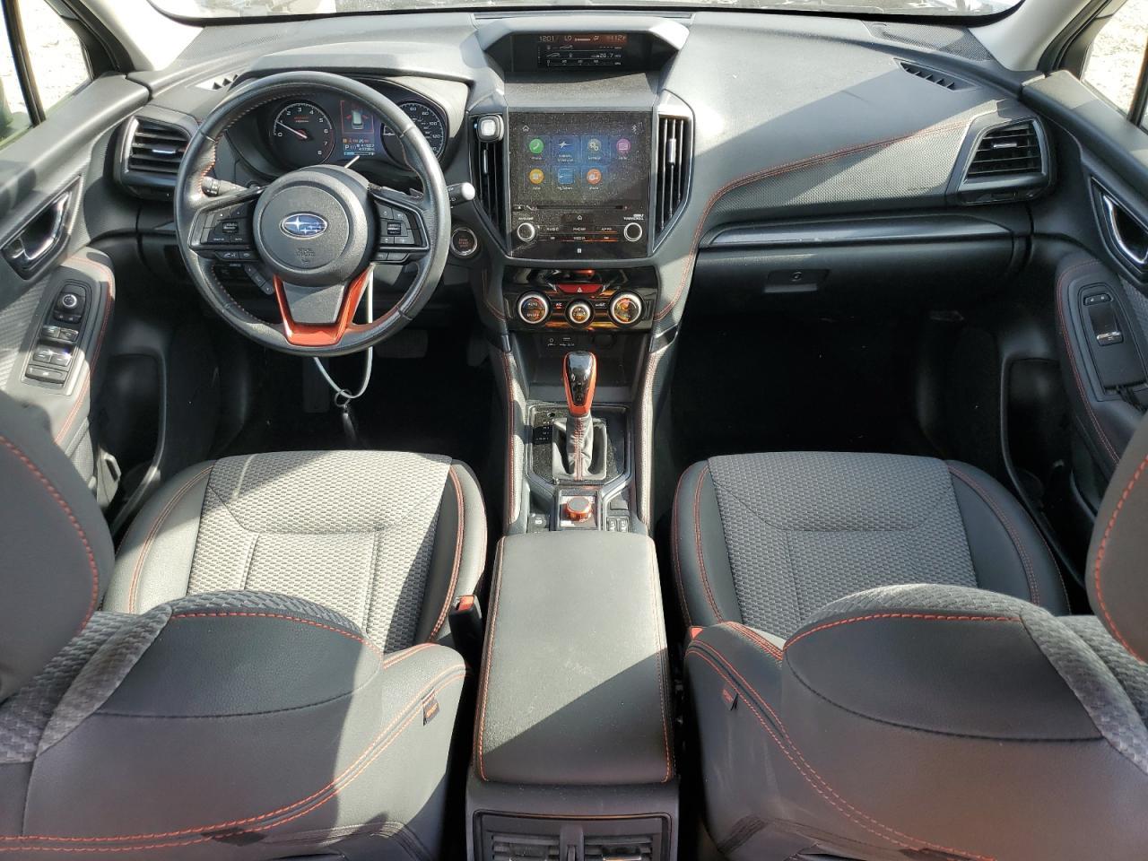 2022 SUBARU FORESTER