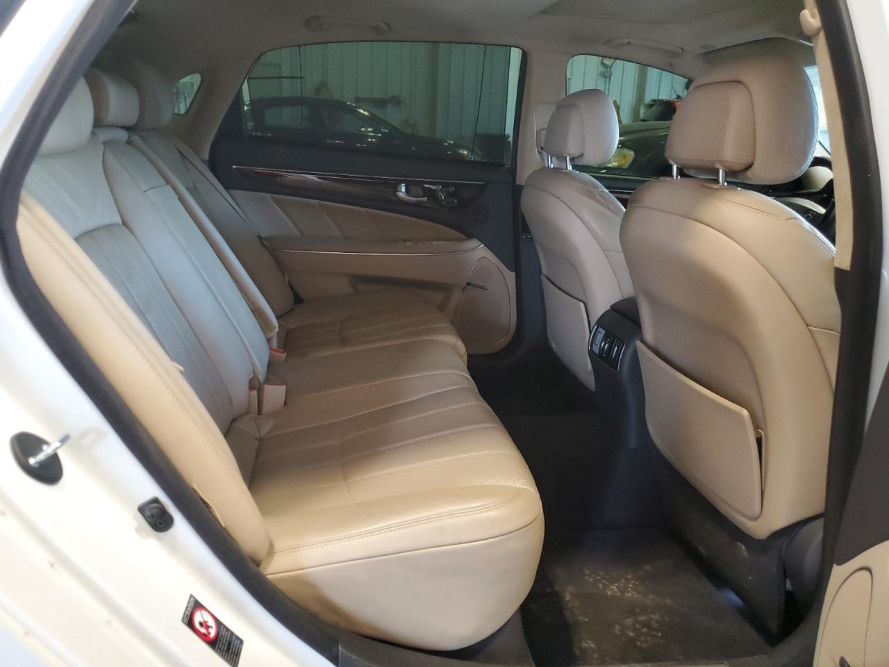 2011 HYUNDAI Equus