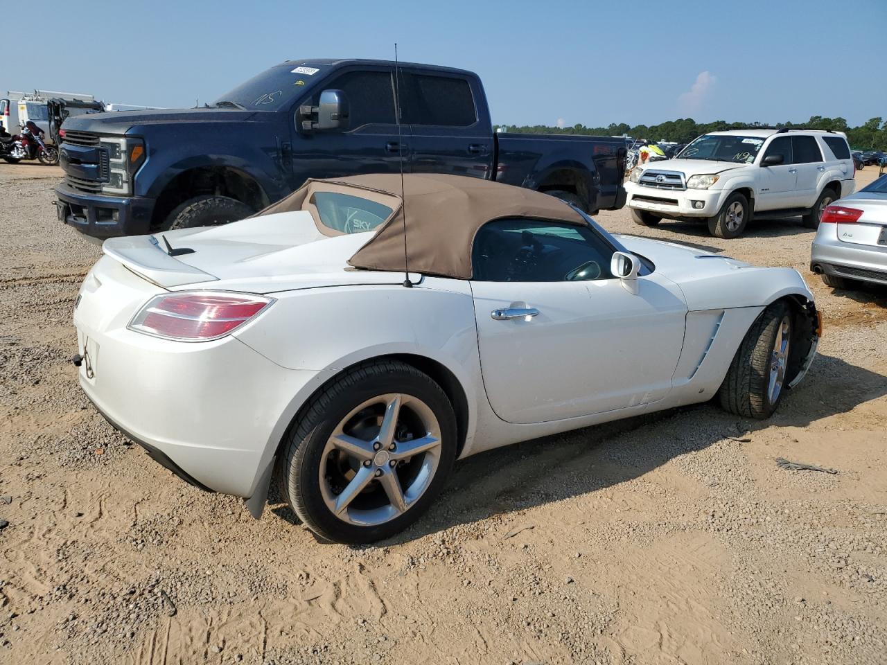 2008 SATURN Sky