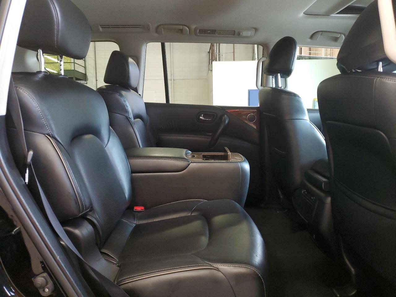 2016 INFINITI QX80
