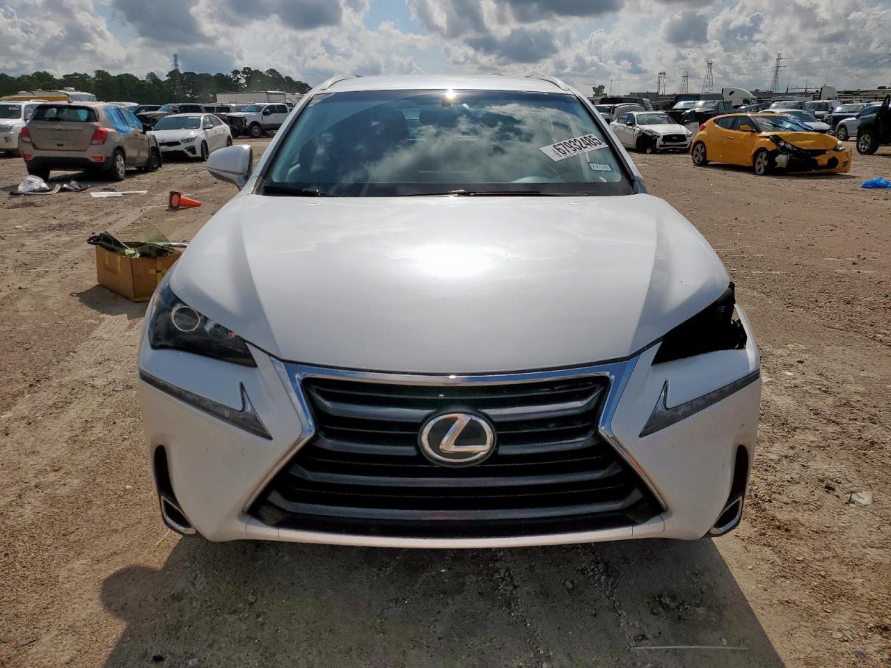 2016 LEXUS NX 200T