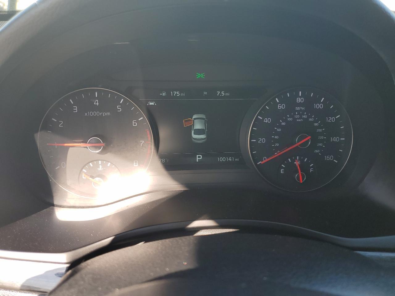 2017 KIA Cadenza