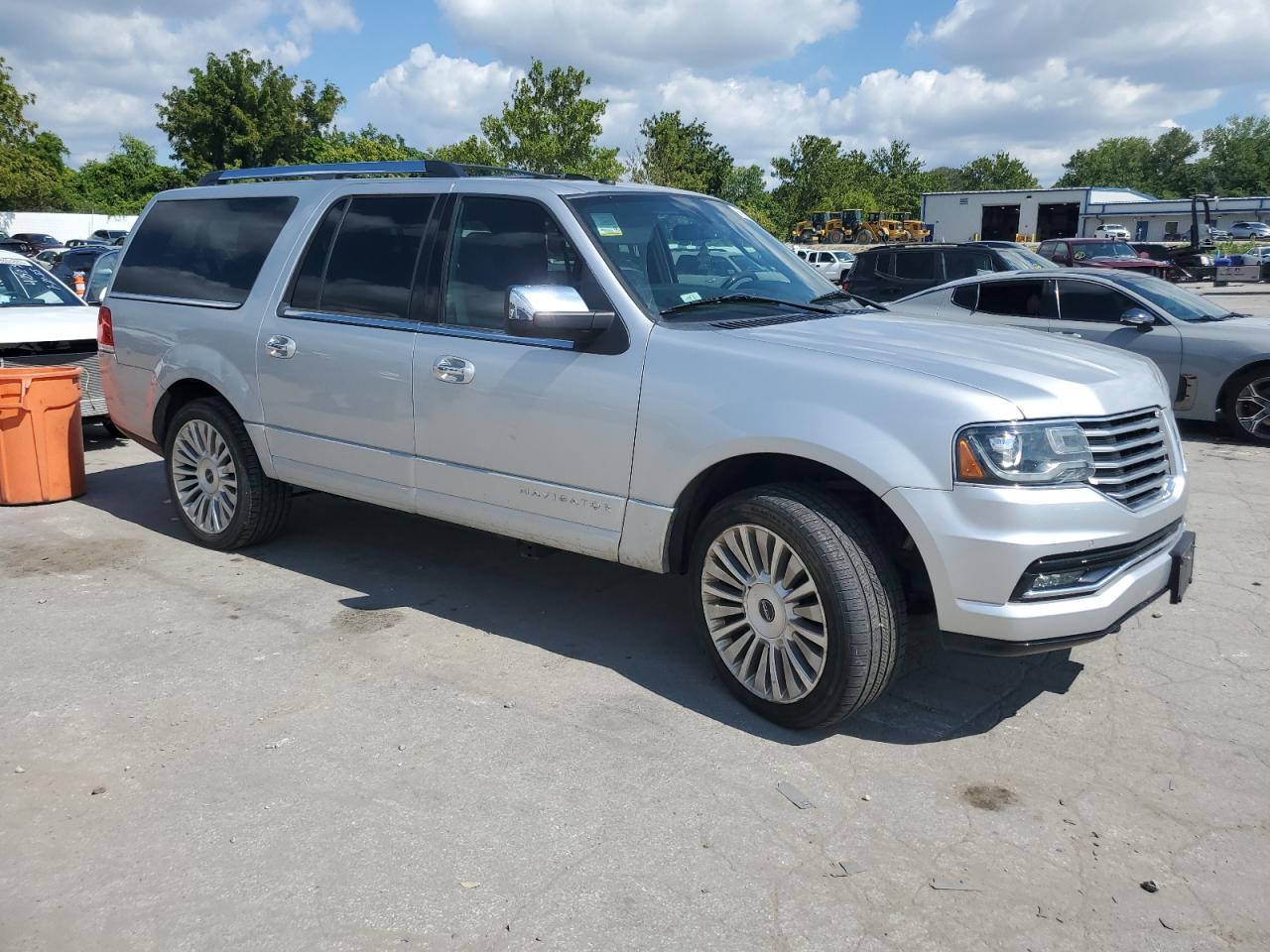 2016 LINCOLN Navigator