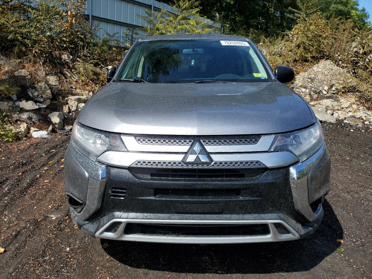 2019 MITSUBISHI outlander