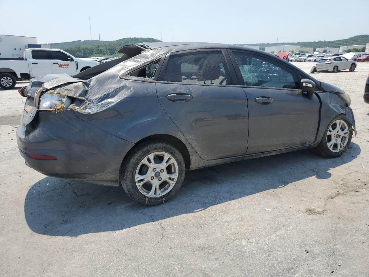 2016 FORD Fiesta