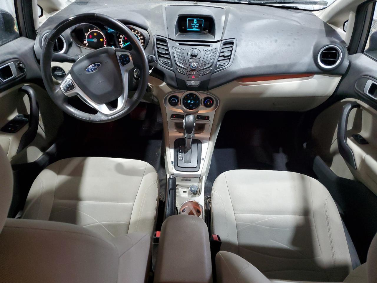 2014 FORD Fiesta