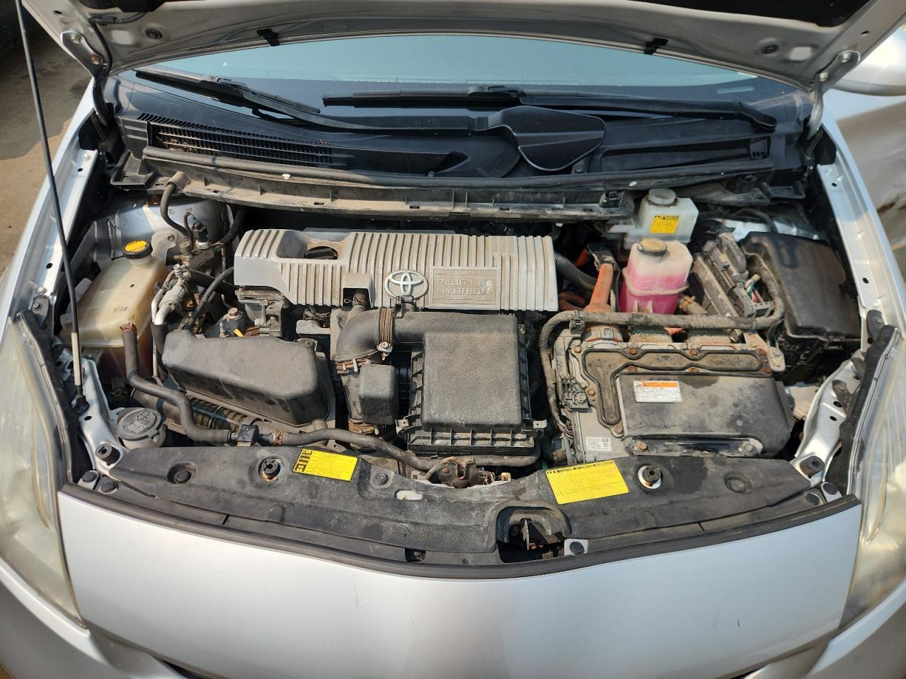 2014 TOYOTA Prius Plug-In