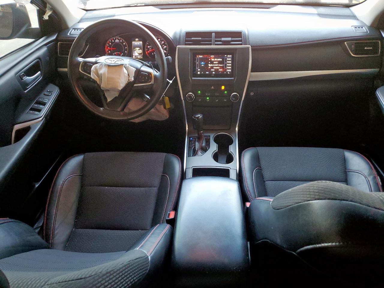 2017 TOYOTA CAMRY
