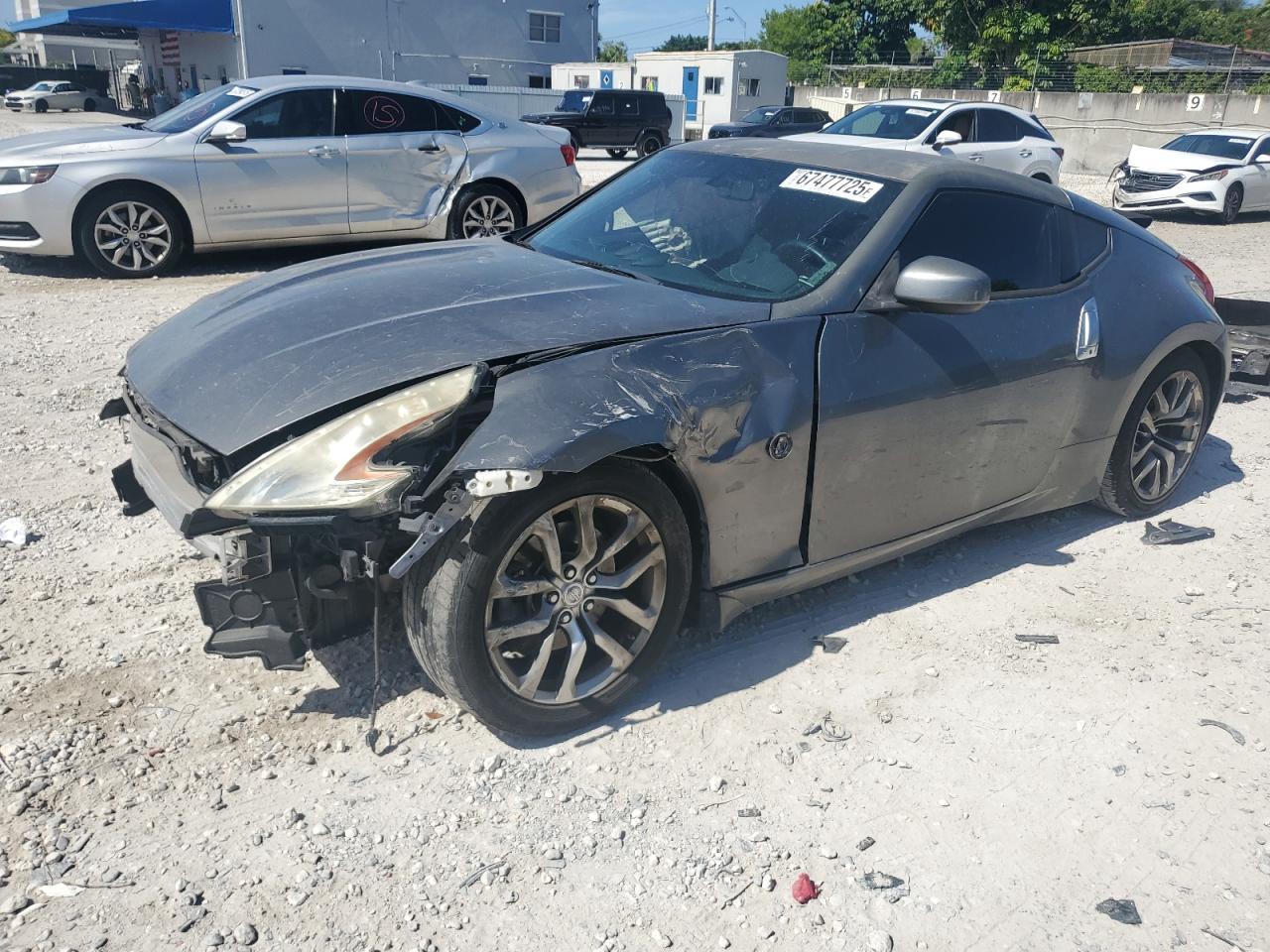 2014 NISSAN 370Z