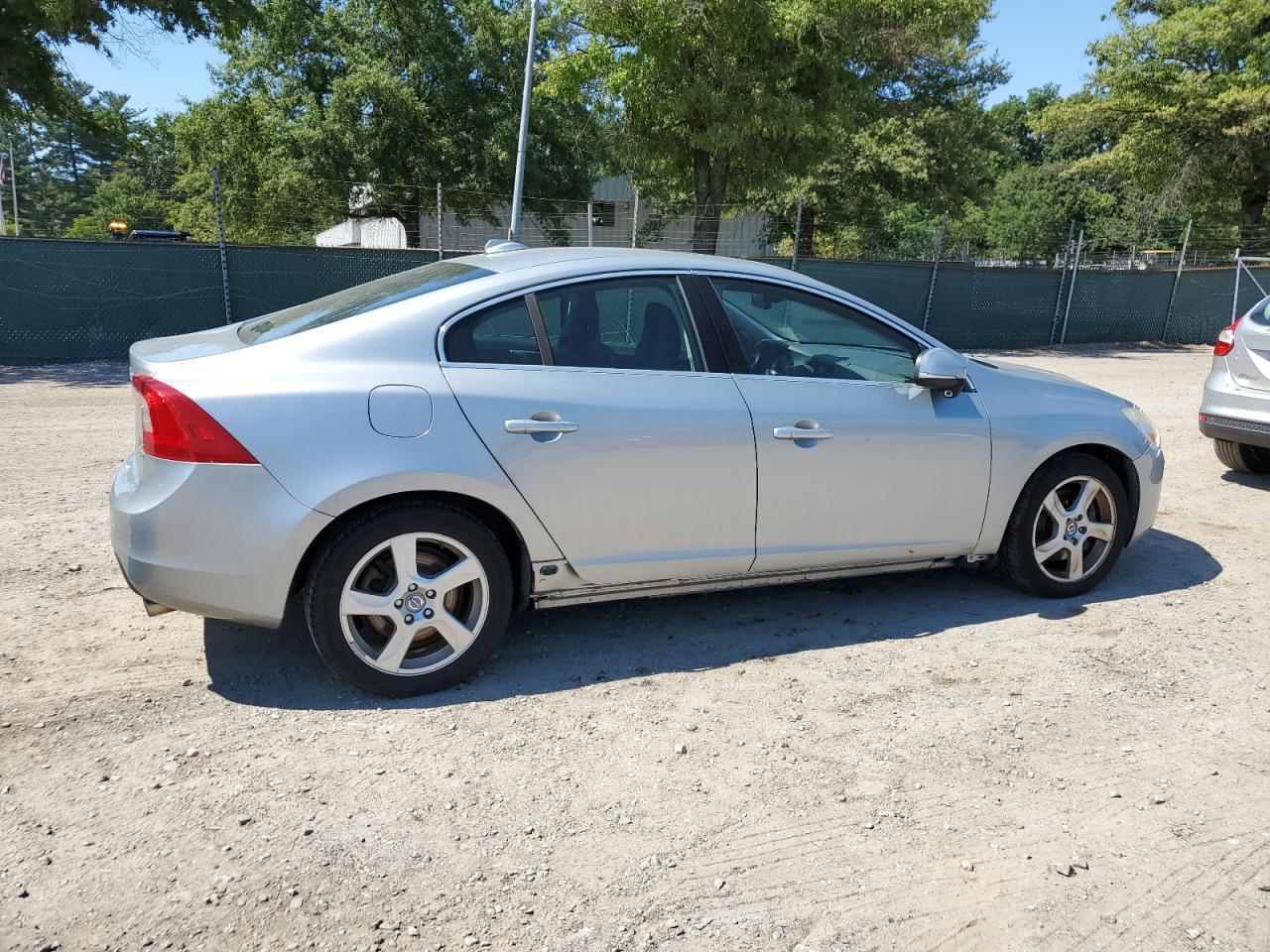 2013 VOLVO S60