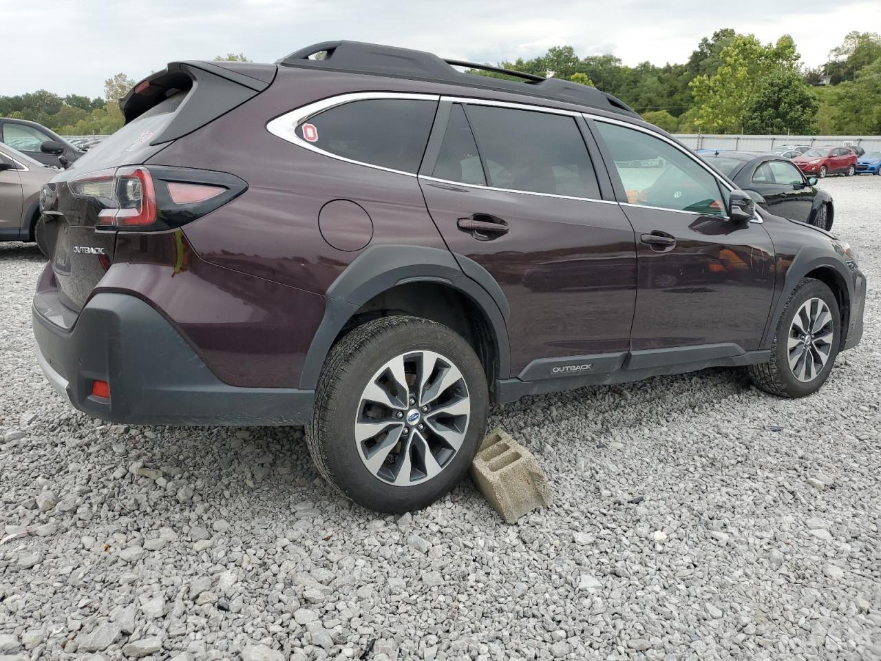 2023 SUBARU Outback