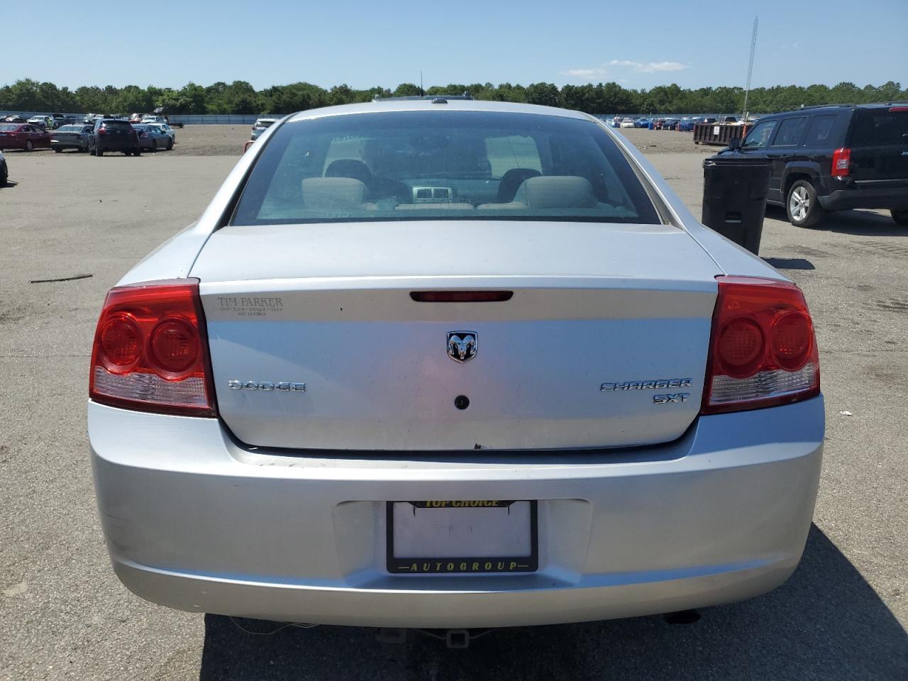 2010 DODGE CHARGER