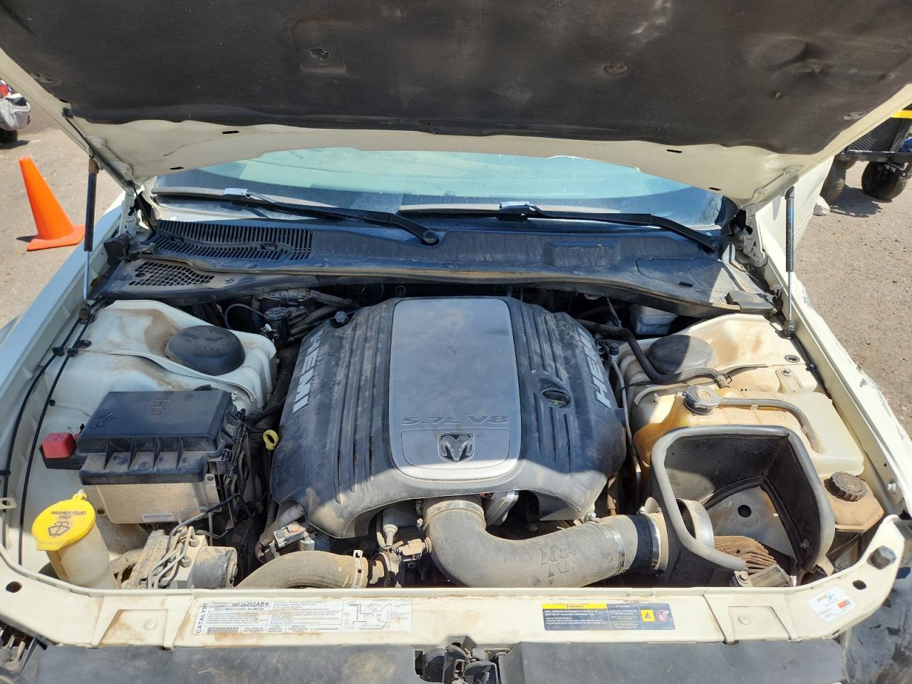 2005 DODGE MAGNUM