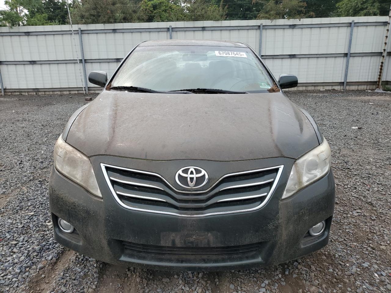 2011 TOYOTA CAMRY