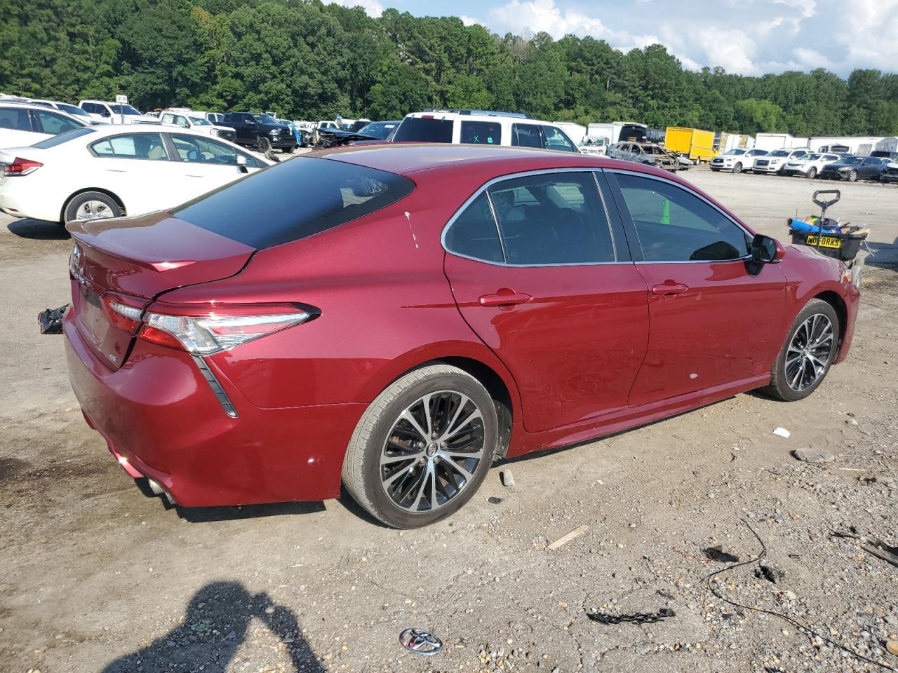 2018 TOYOTA CAMRY