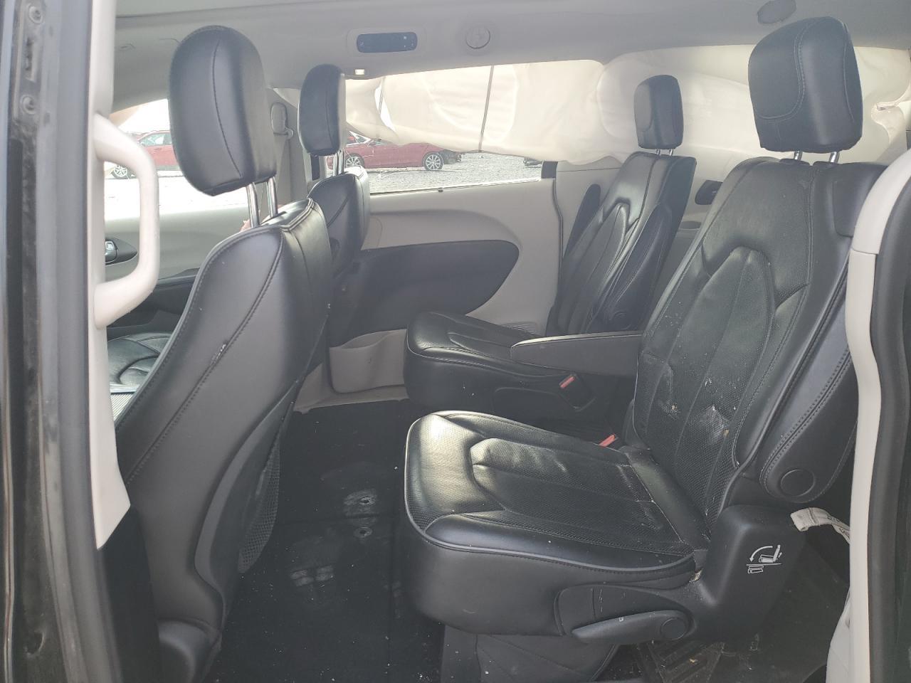 2019 CHRYSLER Pacifica