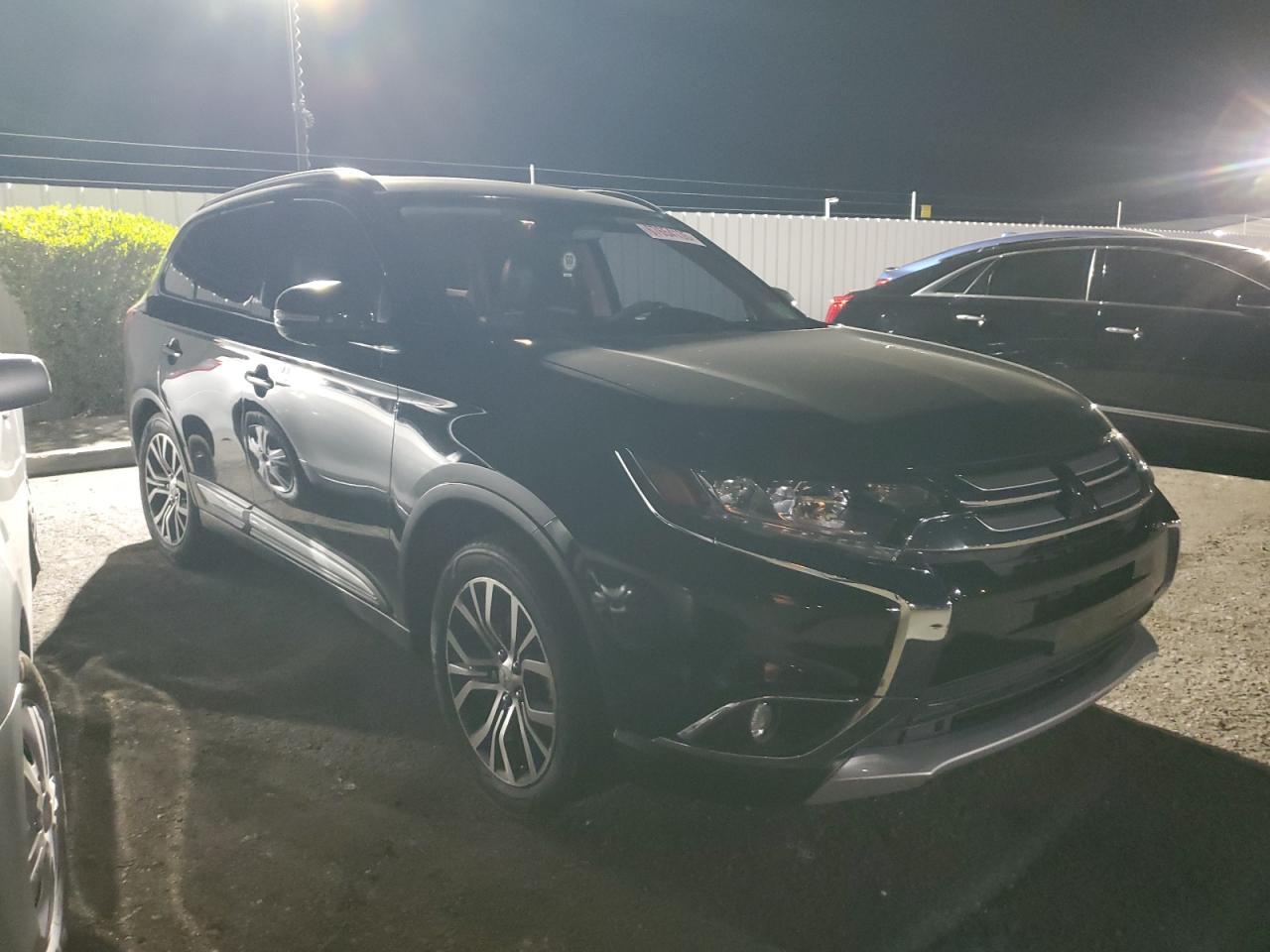 2018 MITSUBISHI outlander