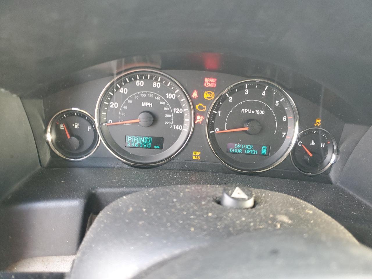 2006 JEEP Commander